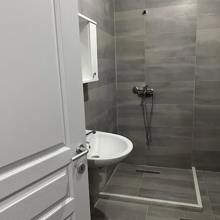 Kado Apartments In Tirana *